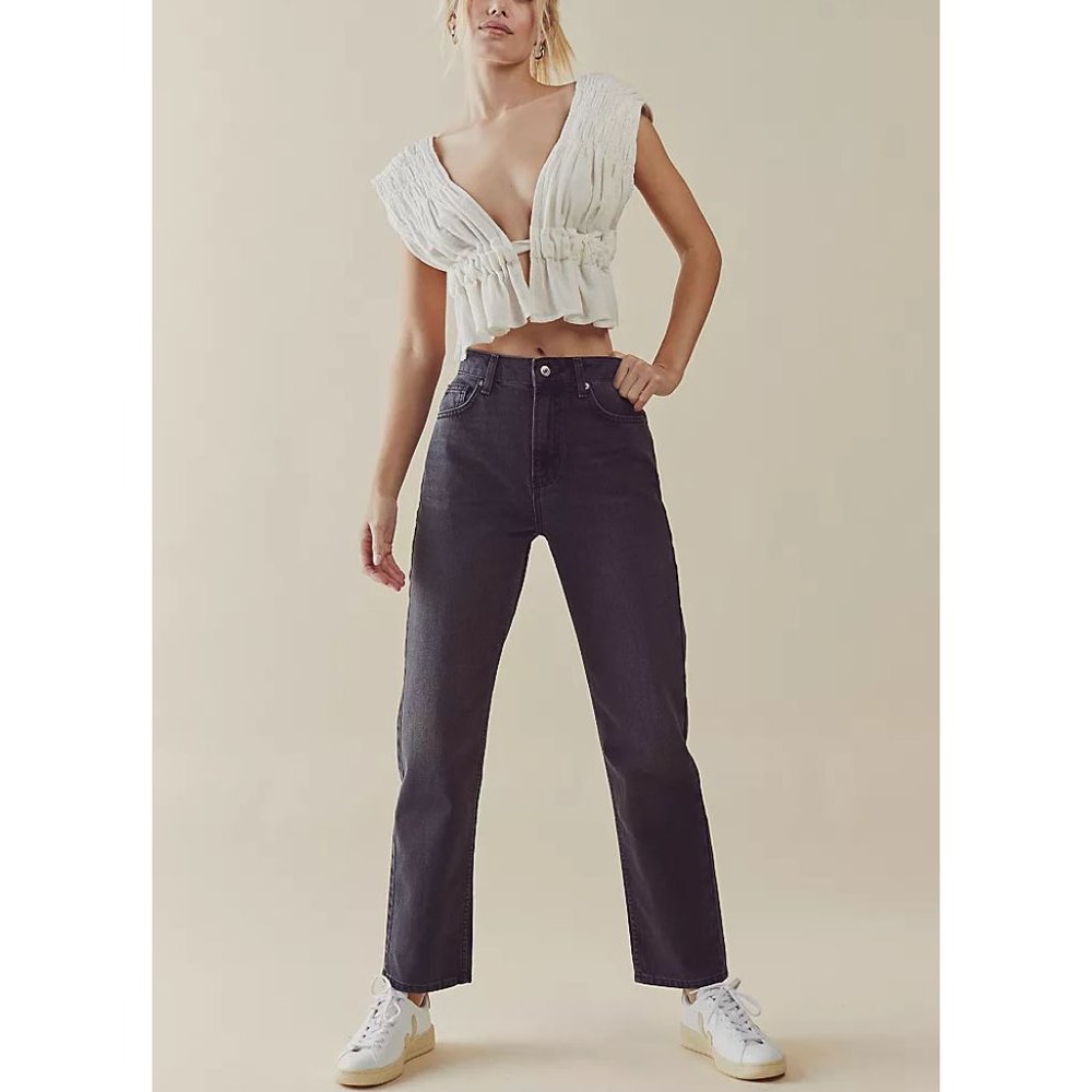 🎉LAST CHANCE🎉 FREE PEOPLE Pacifica Straight Leg Jeans / Worn Black - Picture 9 of 11